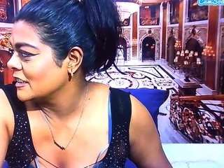 IndianCherryPie live cam preview