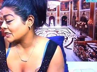 IndianCherryPie live cam preview