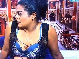 IndianCherryPie live cam preview