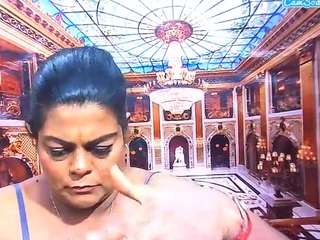 IndianCherryPie live cam preview
