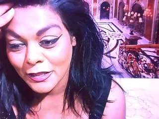 IndianCherryPie live cam preview