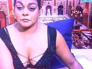 IndianCherryPie live cam preview