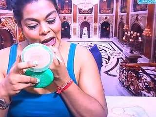 IndianCherryPie live cam preview
