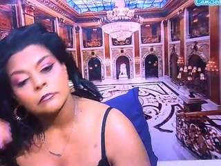 IndianCherryPie live cam preview