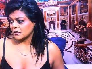 IndianCherryPie live cam preview