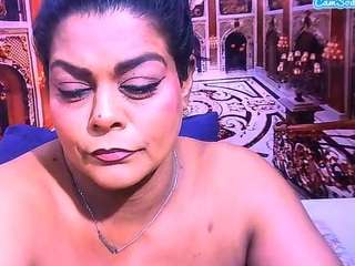 IndianCherryPie live cam preview