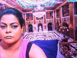 IndianCherryPie live cam preview