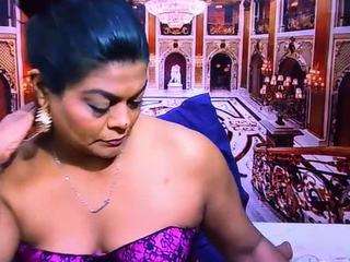 IndianCherryPie live cam preview