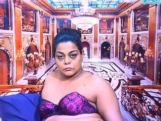 IndianCherryPie live cam preview