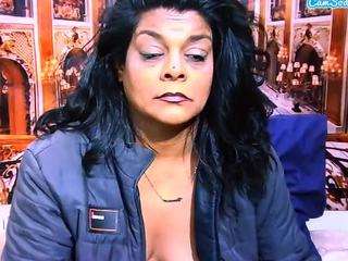 IndianCherryPie live cam preview