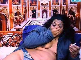 IndianCherryPie live cam preview