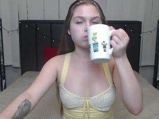 larapika from CamSoda is Freechat
