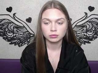 larapika live cam profile