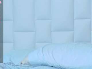hornybarelylegalgirl