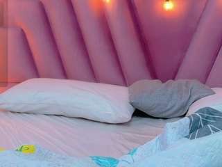 hornybarelylegalgirl webcam