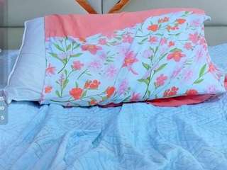 hornybarelylegalgirl