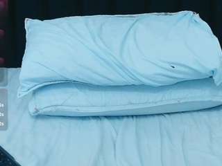 hornybarelylegalgirl