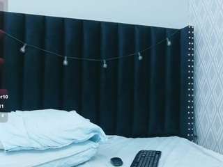 hornybarelylegalgirl