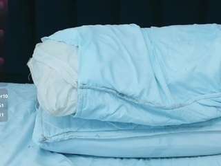 hornybarelylegalgirl