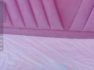 hornybarelylegalgirl