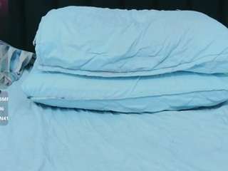 hornybarelylegalgirl