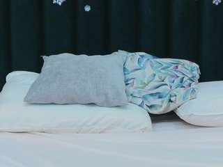 hornybarelylegalgirl