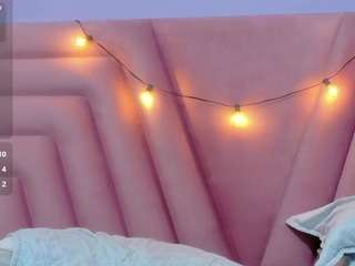 hornybarelylegalgirl