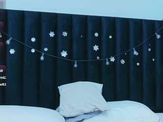 hornybarelylegalgirl