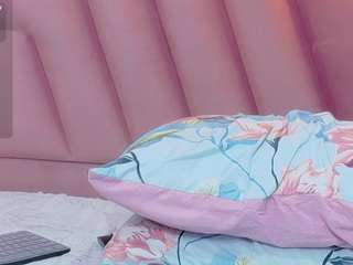 hornybarelylegalgirl