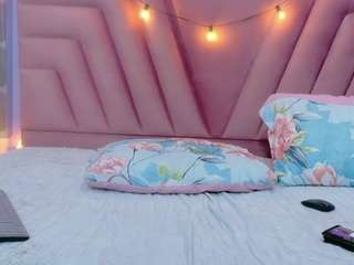 hornybarelylegalgirl