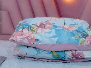 hornybarelylegalgirl