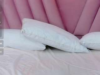 hornybarelylegalgirl