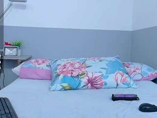 hornybarelylegalgirl