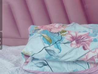 hornybarelylegalgirl