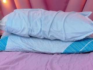 hornybarelylegalgirl