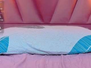 hornybarelylegalgirl