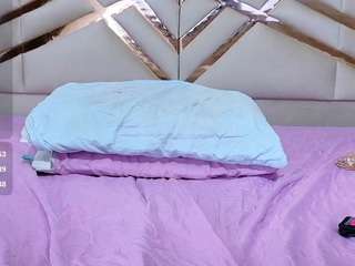 hornybarelylegalgirl