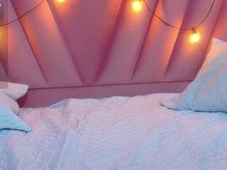 hornybarelylegalgirl