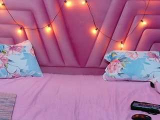 hornybarelylegalgirl