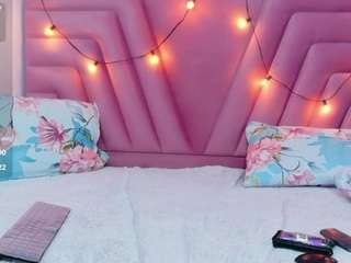 hornybarelylegalgirl