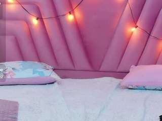 hornybarelylegalgirl