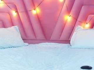 hornybarelylegalgirl