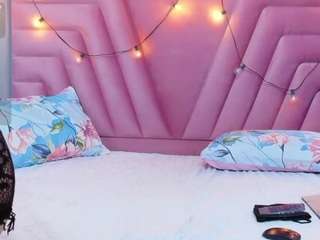 hornybarelylegalgirl