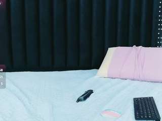 hornybarelylegalgirl webcam