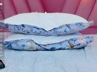 hornybarelylegalgirl