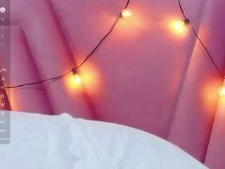 hornybarelylegalgirl