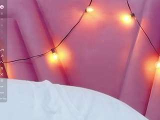 hornybarelylegalgirl