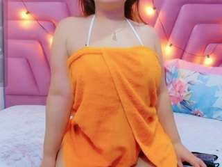 hornybarelylegalgirl