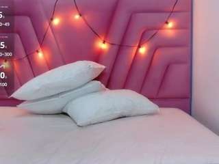 hornybarelylegalgirl webcam