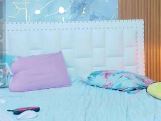 hornybarelylegalgirl